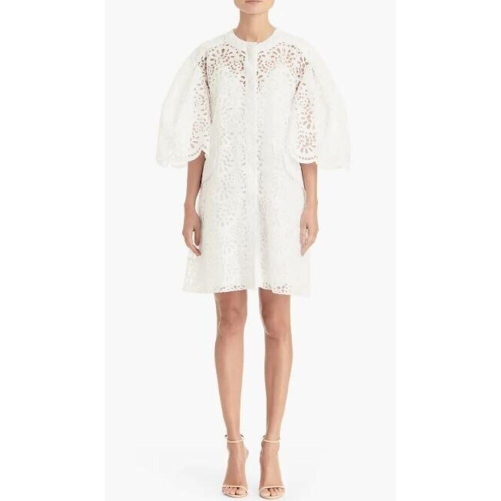 Carolina Herrera Dramatic Sleeve Broderie Anglaise Jacket in White Size 8 $2790